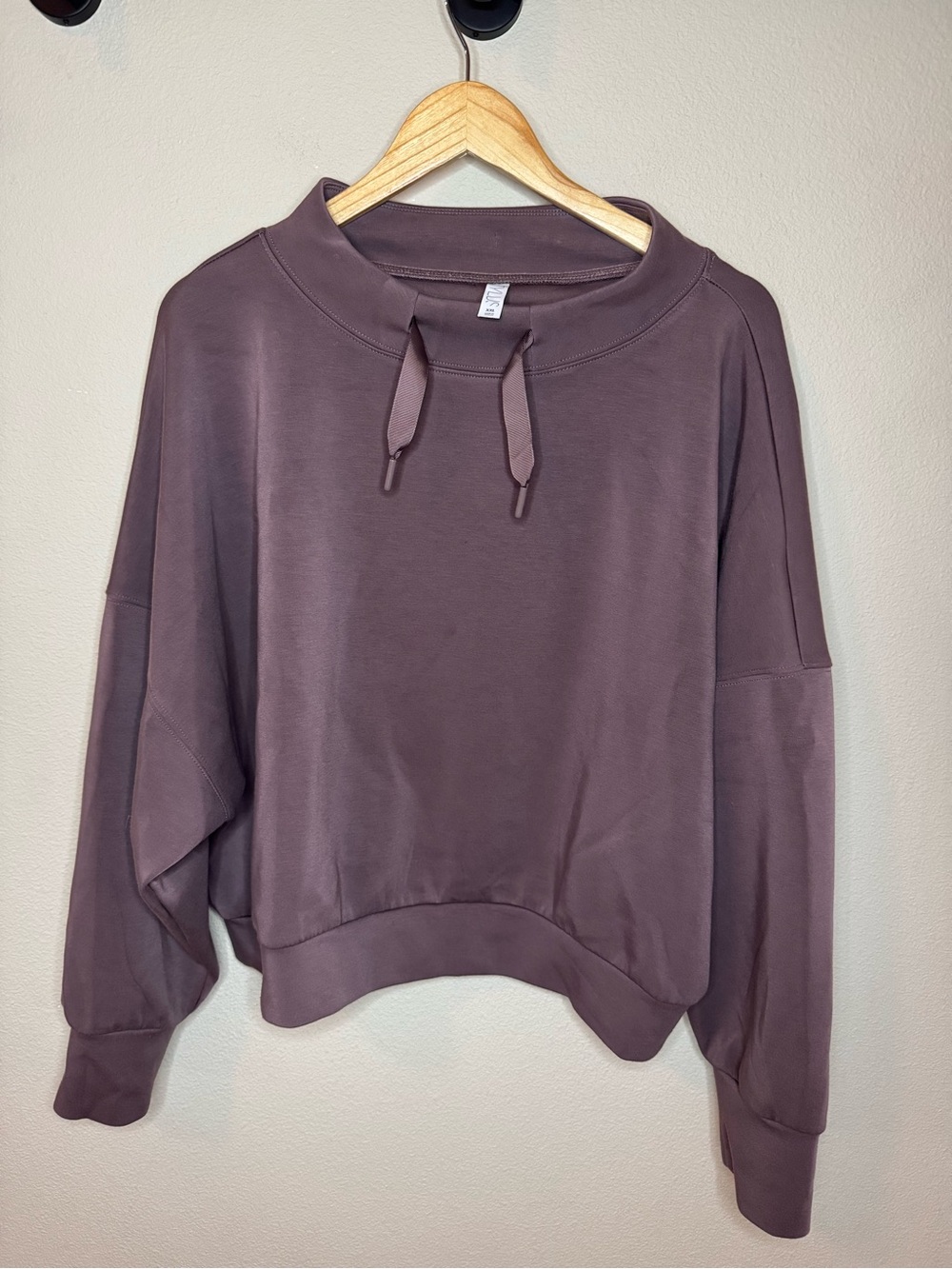 Stylus XXL Dusty Purple Cropped Pullover Soft Scuba Knit Dolman Sleeve